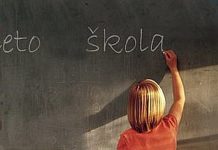 Sve srednje i dve osnovne škole u Bečeju danas u štrajku